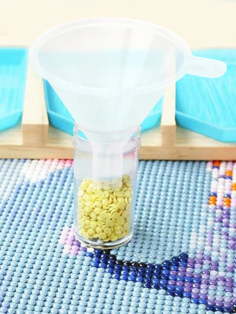 Diamond Painting Funnel Color Bead Container